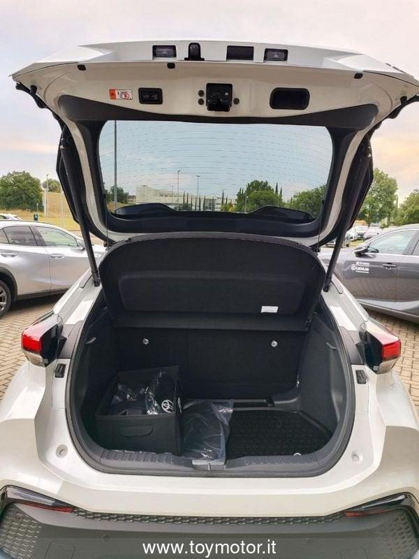 Toyota C-HR (2023-) 1.8 HV Lounge