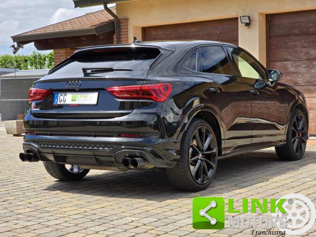 AUDI RS Q3 quattro S tronic Sportback