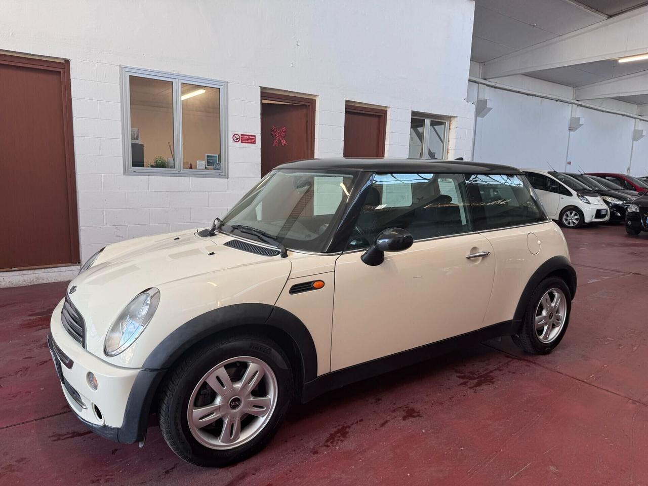 Mini Mini 1.6 16V One de luxe BENZINA NEOPAT