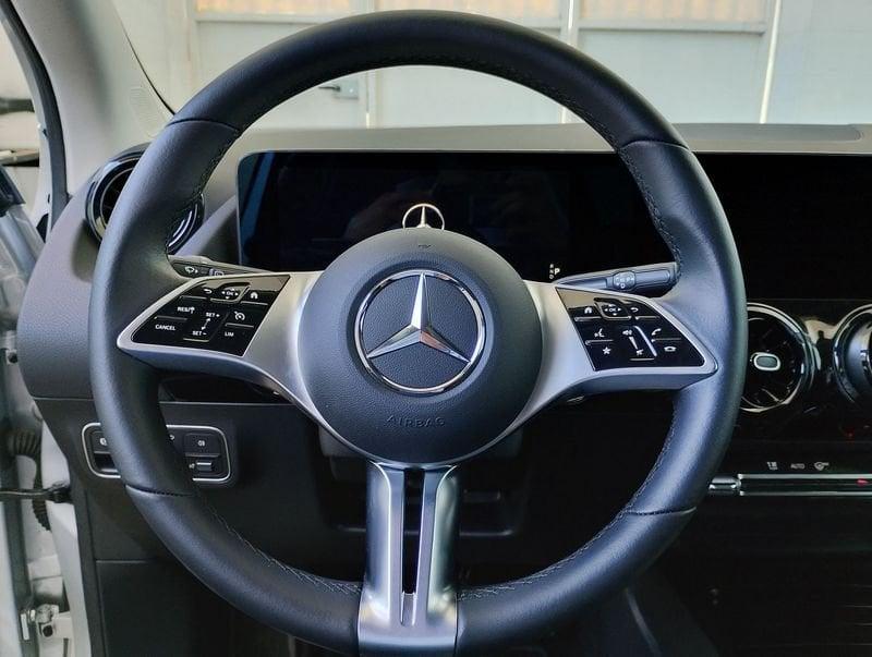 Mercedes-Benz GLA GLA 180 d Automatic Progressive Advanced Plus TUA DA 399,00 EURO AL MESE