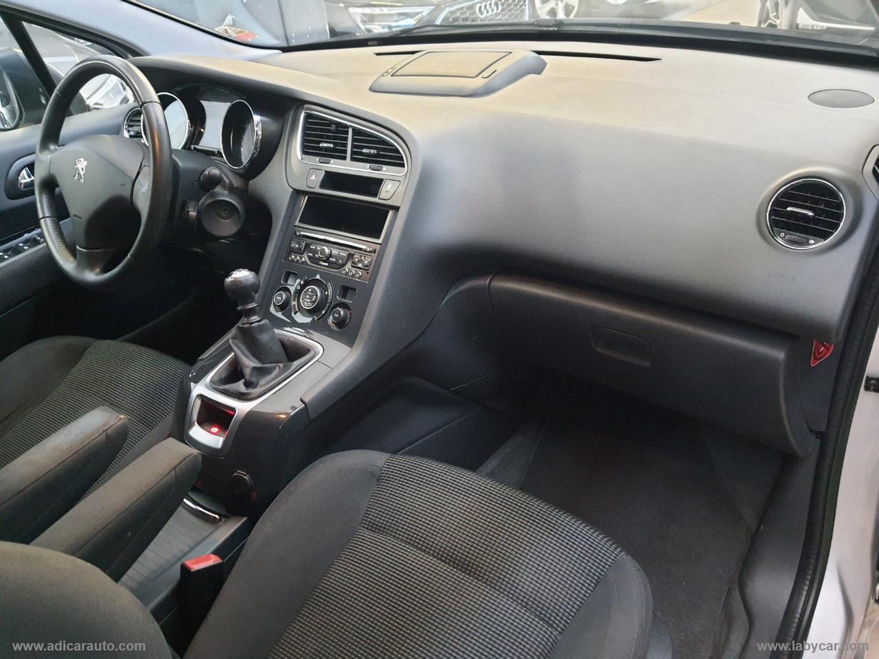 PEUGEOT 5008 1.6 HDi 115 CV Allure 7 POSTI