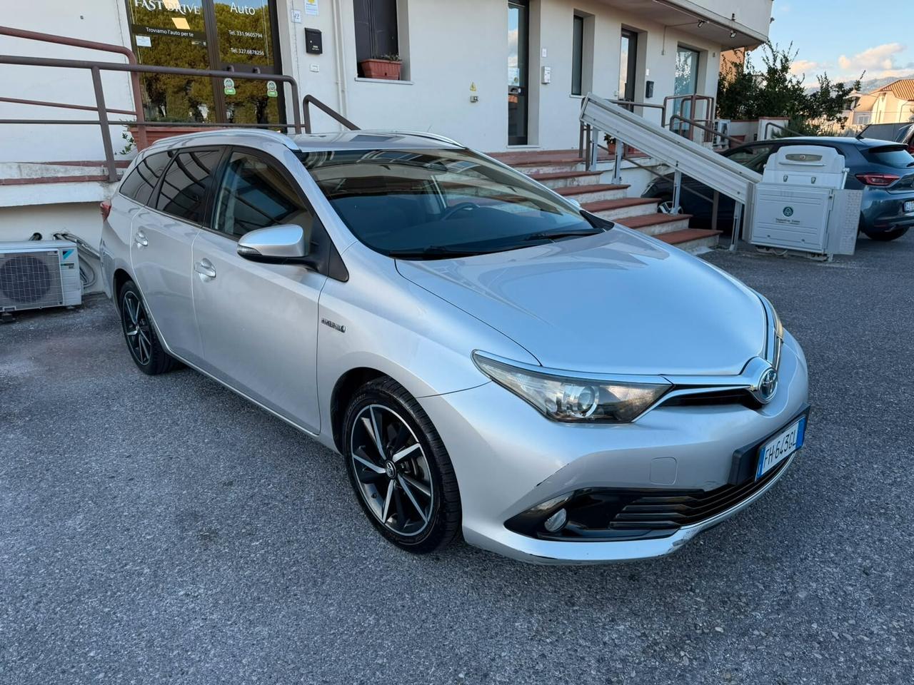 Toyota Auris Touring Sports 1.8 Hybrid Lounge