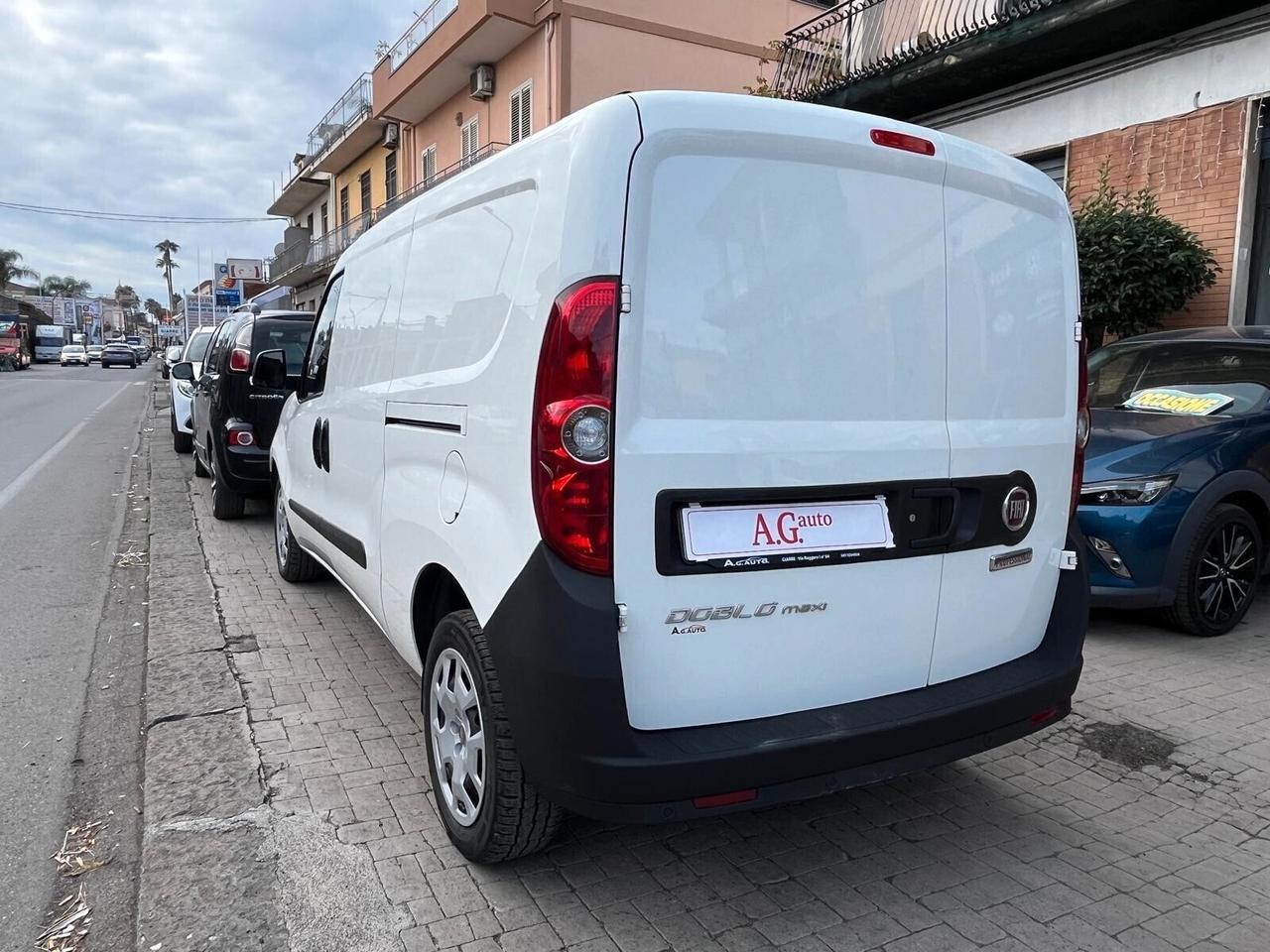 Fiat Doblo 1.6 MJT 105CV PL-TN Cargo MAXI Lounge DOPPIA PARTE LATERALE