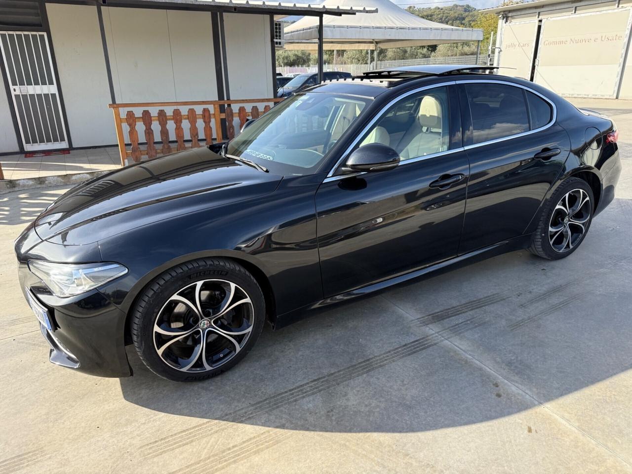 Alfa Romeo Giulia 2.2 TDI 190CV AT8 Tetto apribile