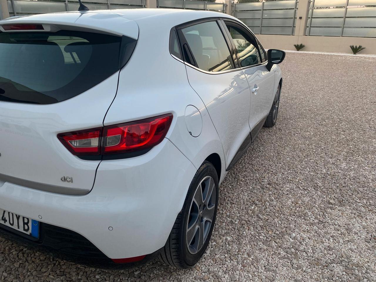 Renault Clio 1.5 dCi 8V 75CV 5 porte Costume National