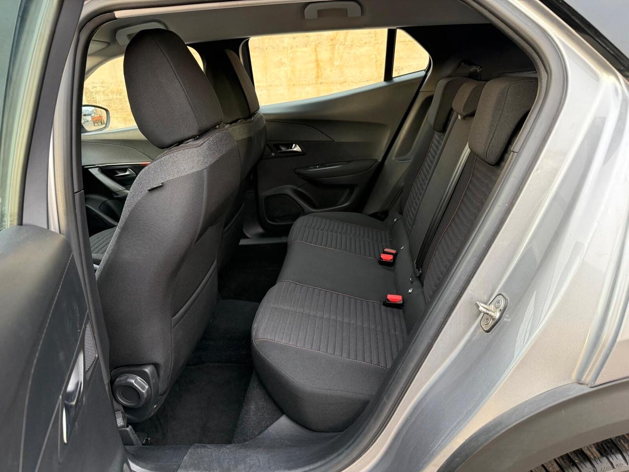 Peugeot 2008 BlueHDi 110CV S&S Allure Pack 2021