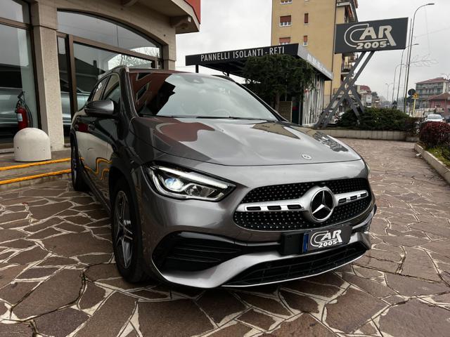 MERCEDES-BENZ GLA 200 Automatic Premium