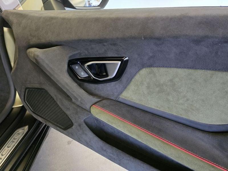 Lamborghini Huracan Sterrato Sterrato