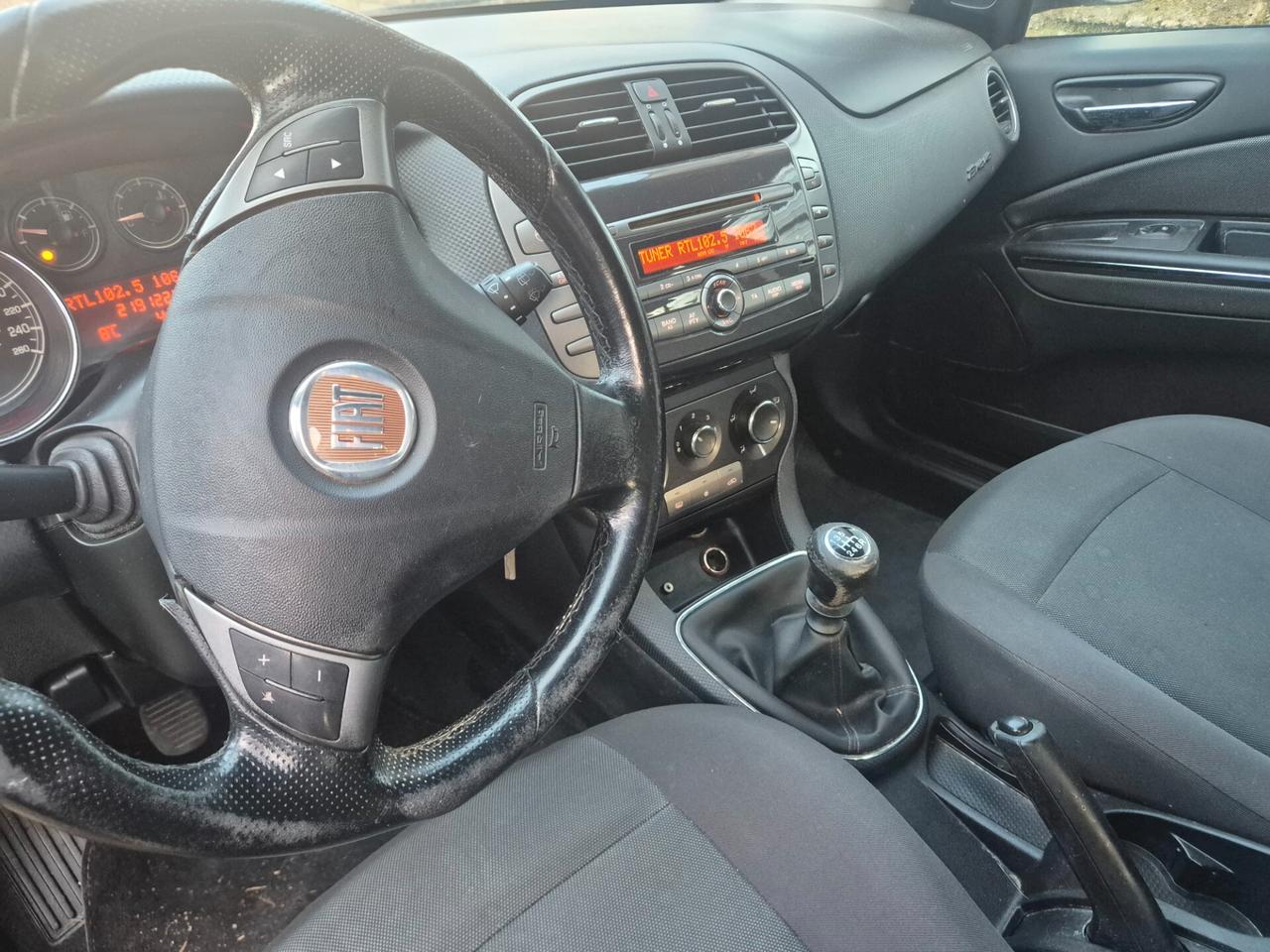 FIAT BRAVO 1.6 M.JET PERFETTA E FULL 2010