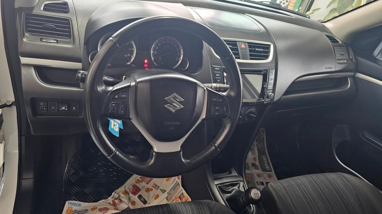 Suzuki Swift 1.2 VVT 5 porte B-Cool A/T Bi-Color gpl