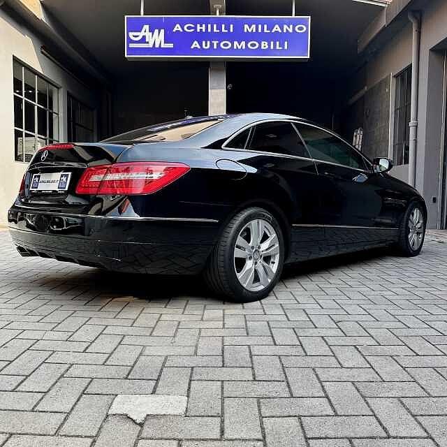 Mercedes-Benz Classe E Cpé E 250 CGI Coupé BlueEFFICIENCY Avantgarde