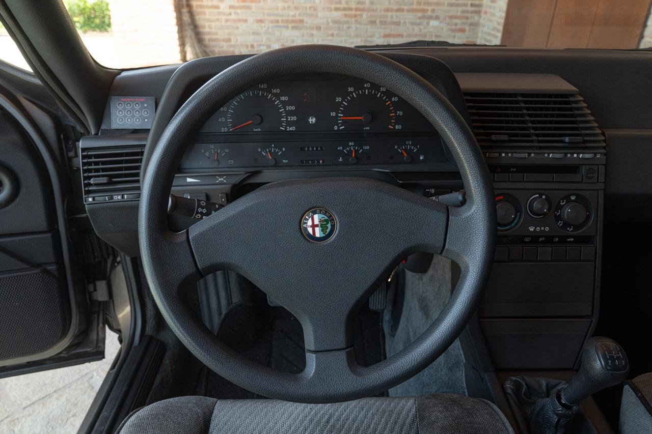 Alfa Romeo 164 2.0 TWIN SPARK - ALF00265