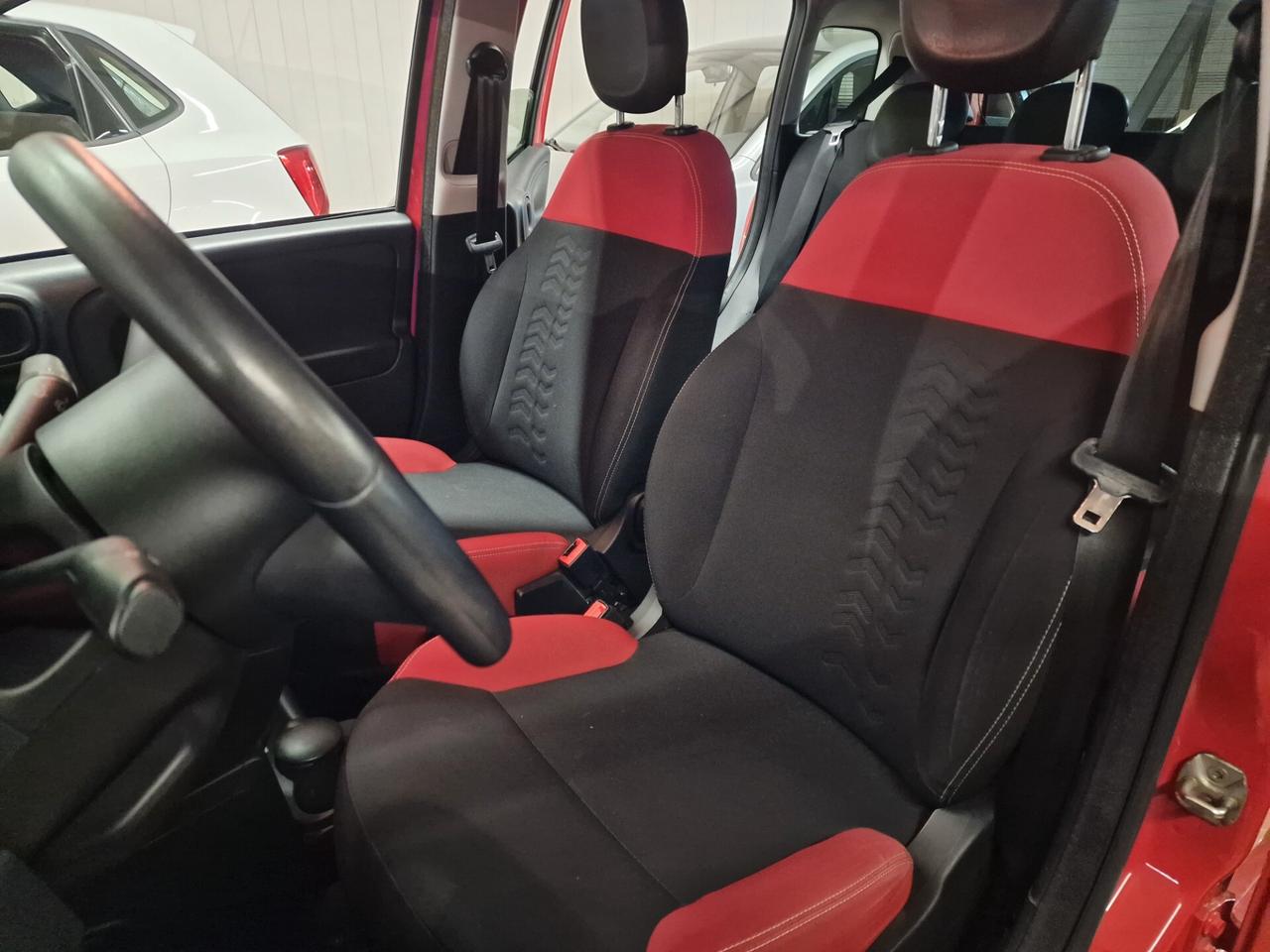 Fiat Panda 1.2 Connected by Wind 109 mila chilometri