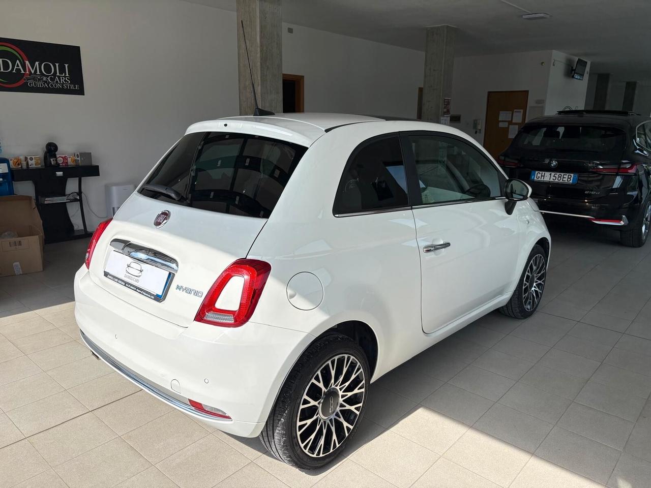 Fiat 500 DOLCEVITA 1.0 HYBRID 69CV - OK NEOPATENTATI
