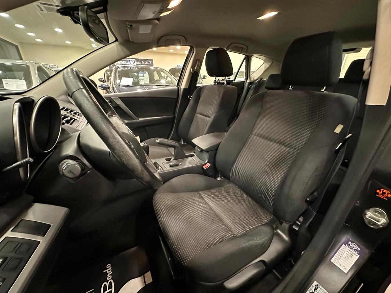 Mazda 3 1.6 Advanced