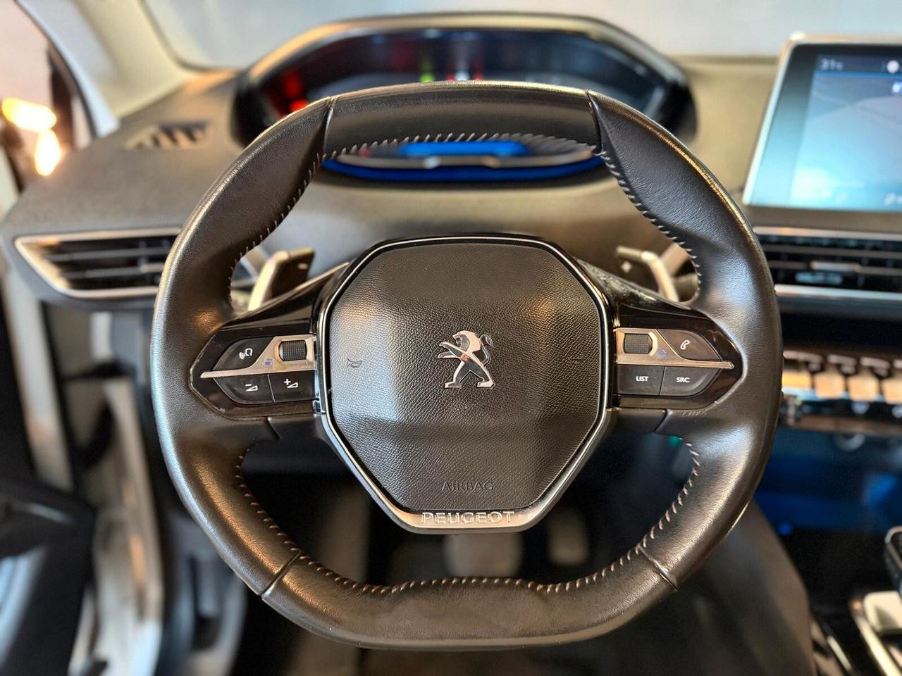 Peugeot 3008 BlueHDi 130 S&S Business