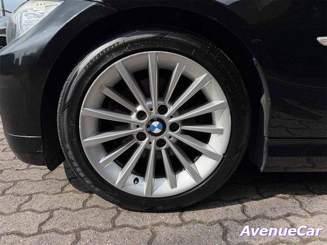 BMW 320 d BERLINA ATTIVA XENO CERCHI 17'' SEDILI SPORTIVI