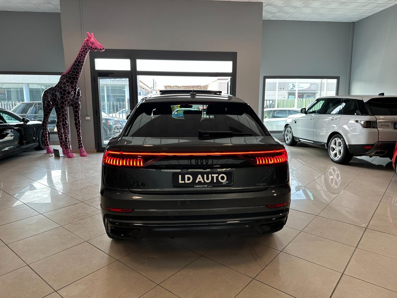 Audi Q8 50 TDI 286 CV quattro tiptronic Sline tetto apribile iva