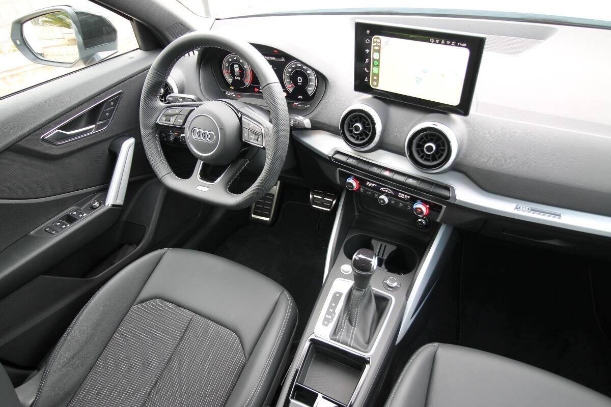 Audi Q2 35 TFSI 150CV Identity Black 11.2025