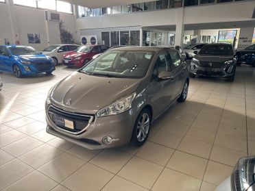 Peugeot 208 1.4 HDi 68 CV 5 porte Allure OK Neopatentati