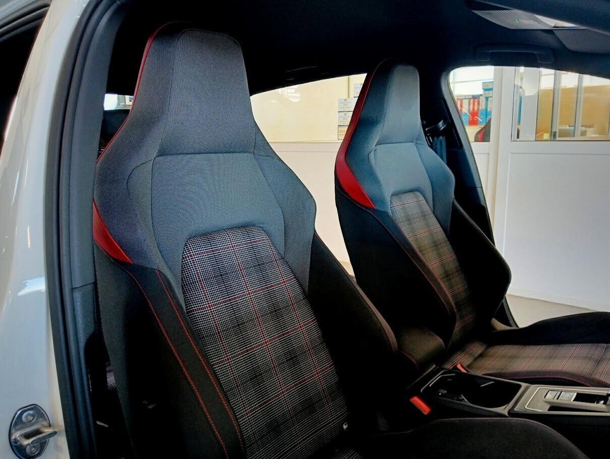 Volkswagen GOLF GTI 8 2.0 TSI 245cv DSG IQ LED CAMERA ACC PRONTA CONS