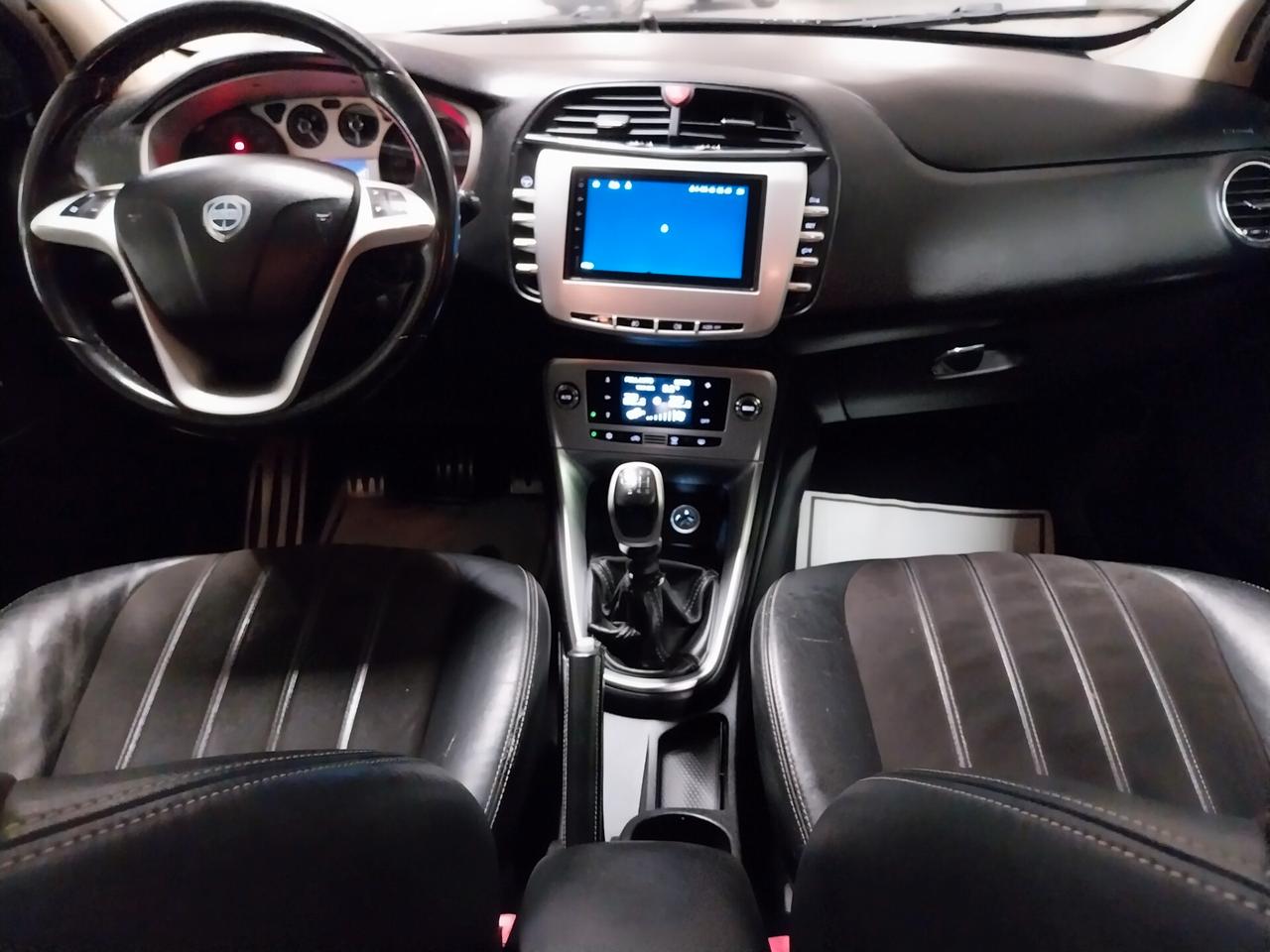 Lancia Delta 1.6 MJT DPF Platinum - ok neopatentati