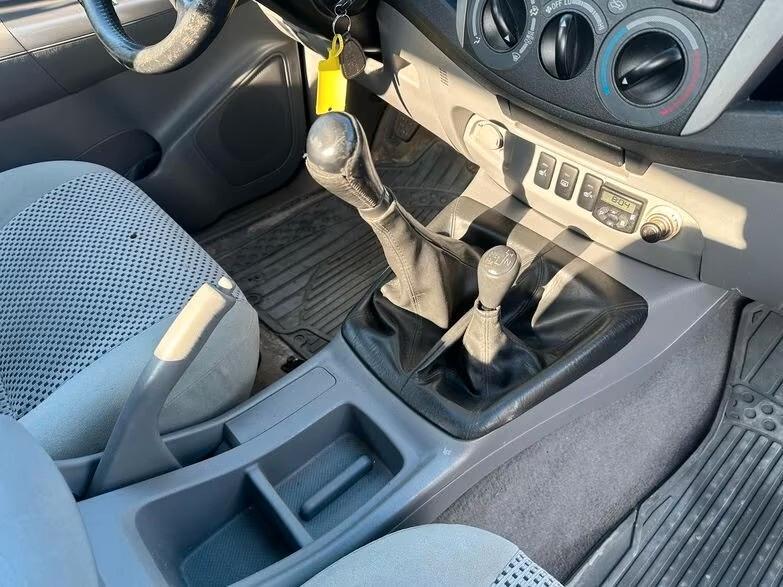 Toyota Hilux 2.5 D-4D 4WD 2p. Extra Cab DLX