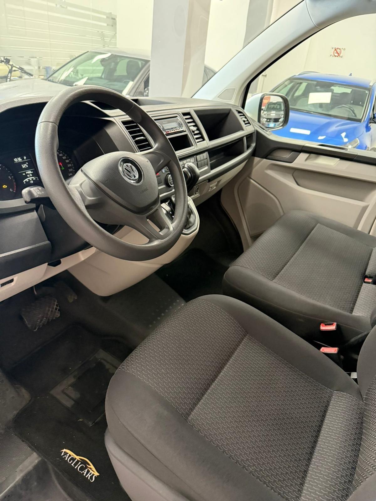 Volkswagen Caravelle 2.0 TDI 150CV DSG PC Comfortline