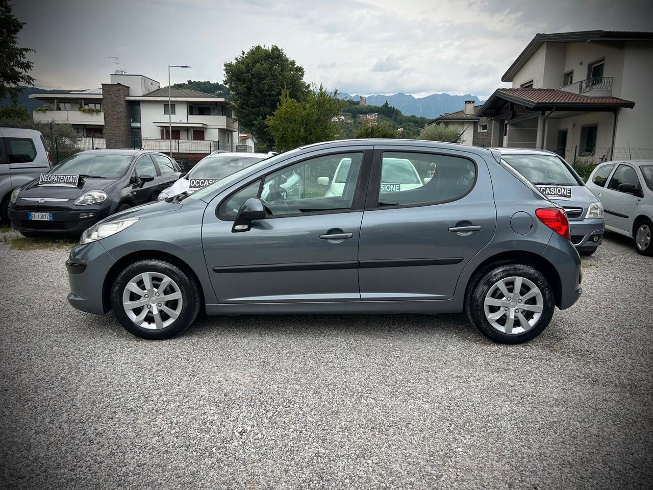 Peugeot 207 1.4 VTi 95CV 5p. - NEOPATENTATI