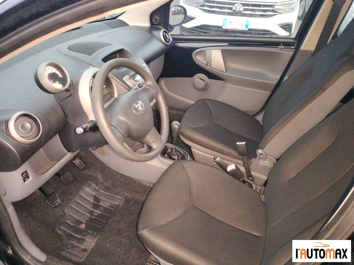 TOYOTA - Aygo 1.0 5p