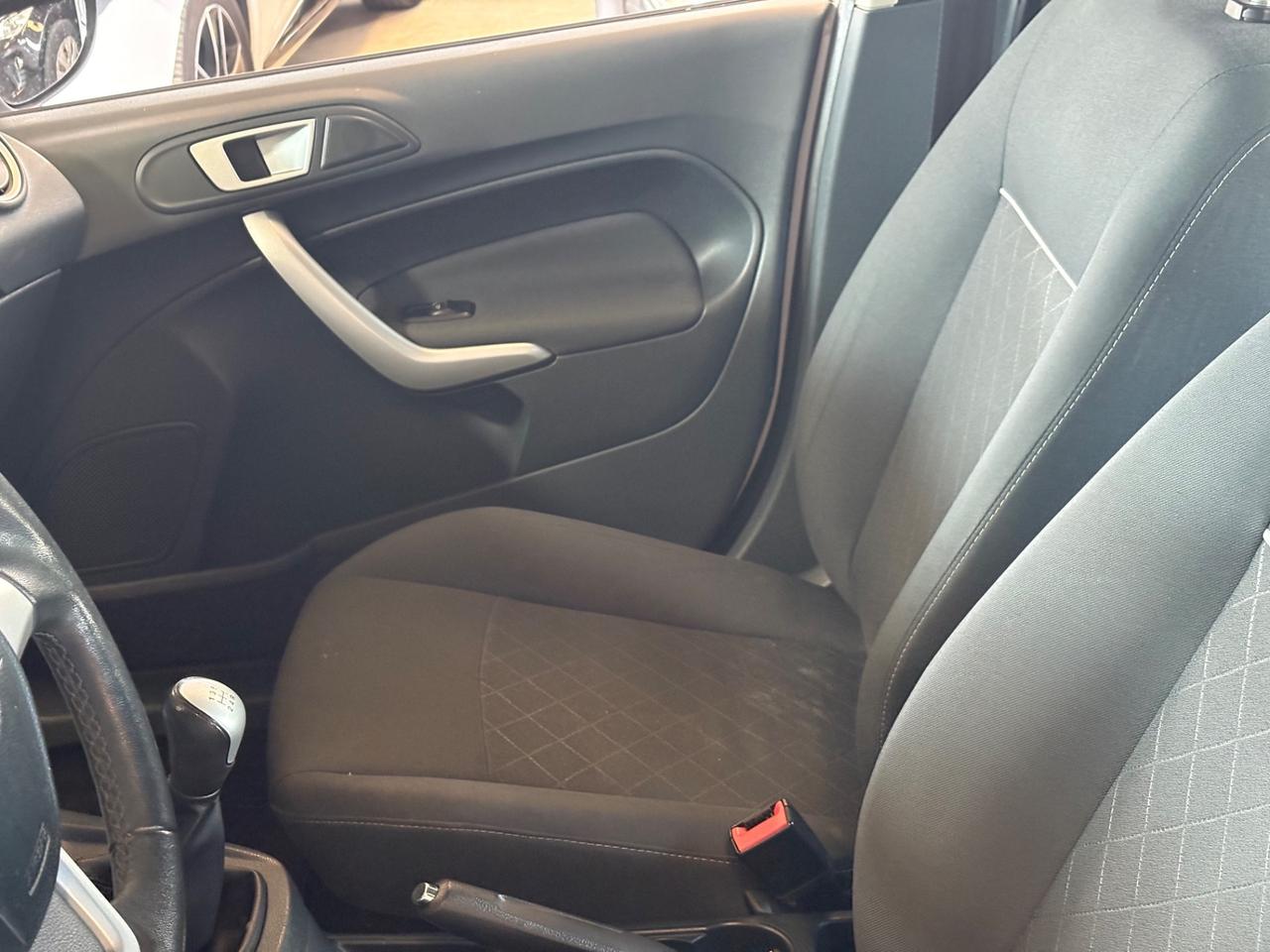 Ford Fiesta 1.2 82 CV 5 porte Titanium