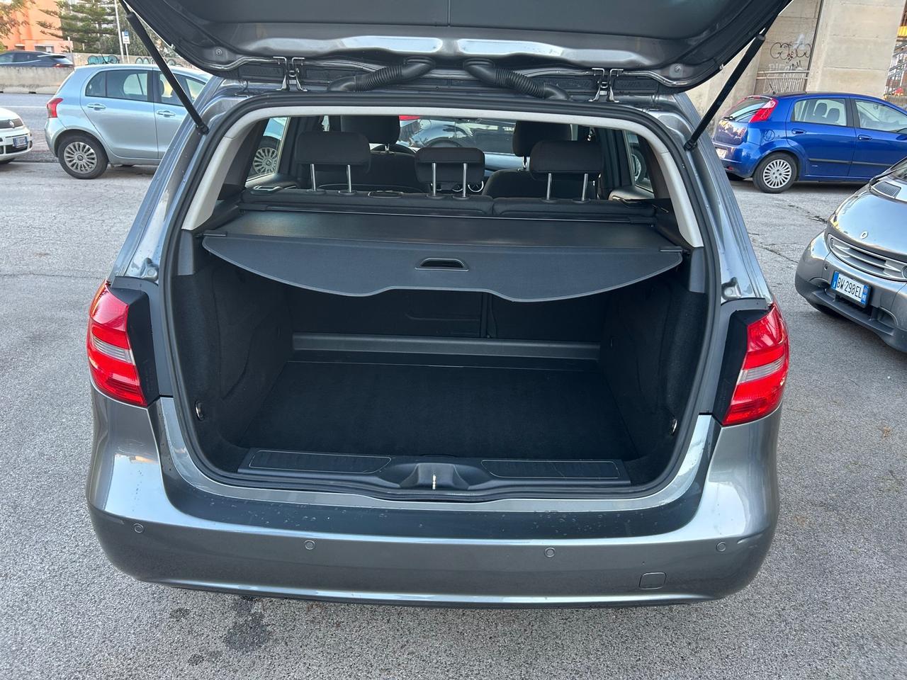 Mercedes-benz B 180 1.5 Diesel 110 cv 2014