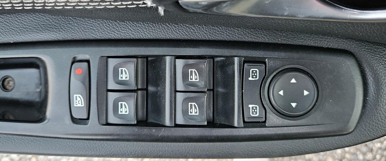 Renault Scénic X-Mod 1.5 dCi 110CV Luxe