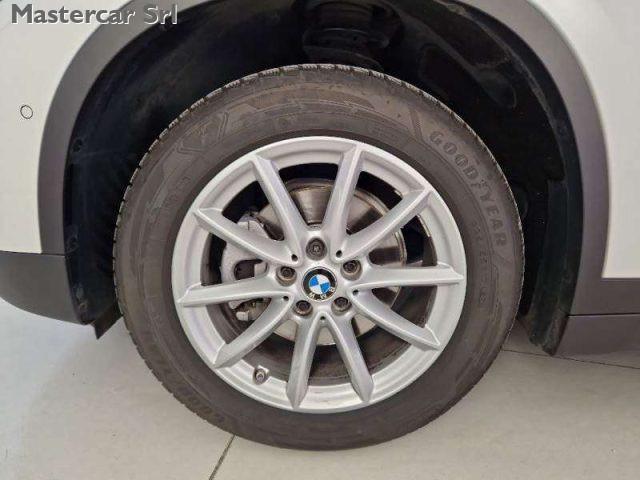 BMW X1 X1 sdrive16d Business Adv. auto - targa GE255CB