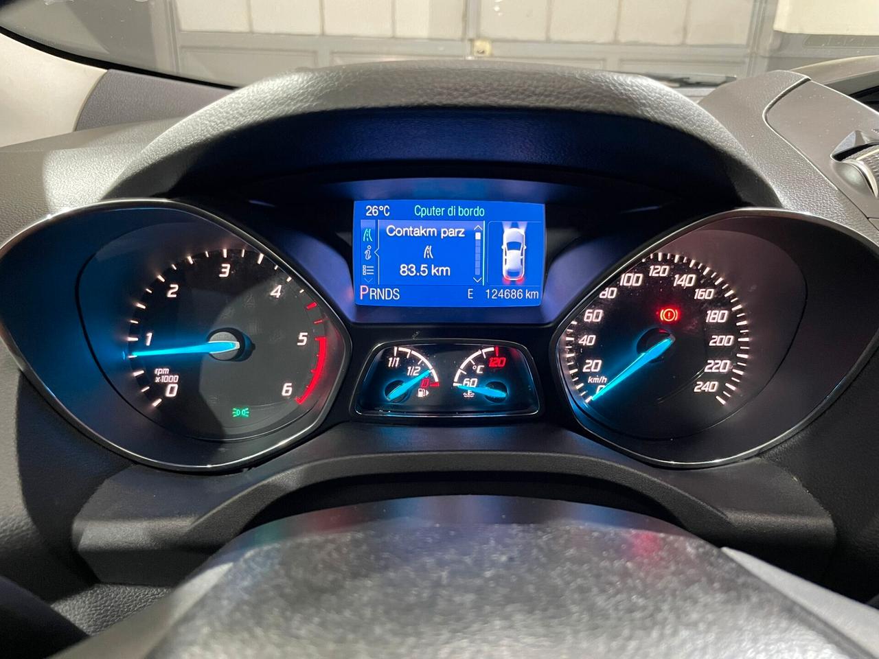 Ford Kuga 2.0 TDCI 140 CV 4WD Powershift Titanium