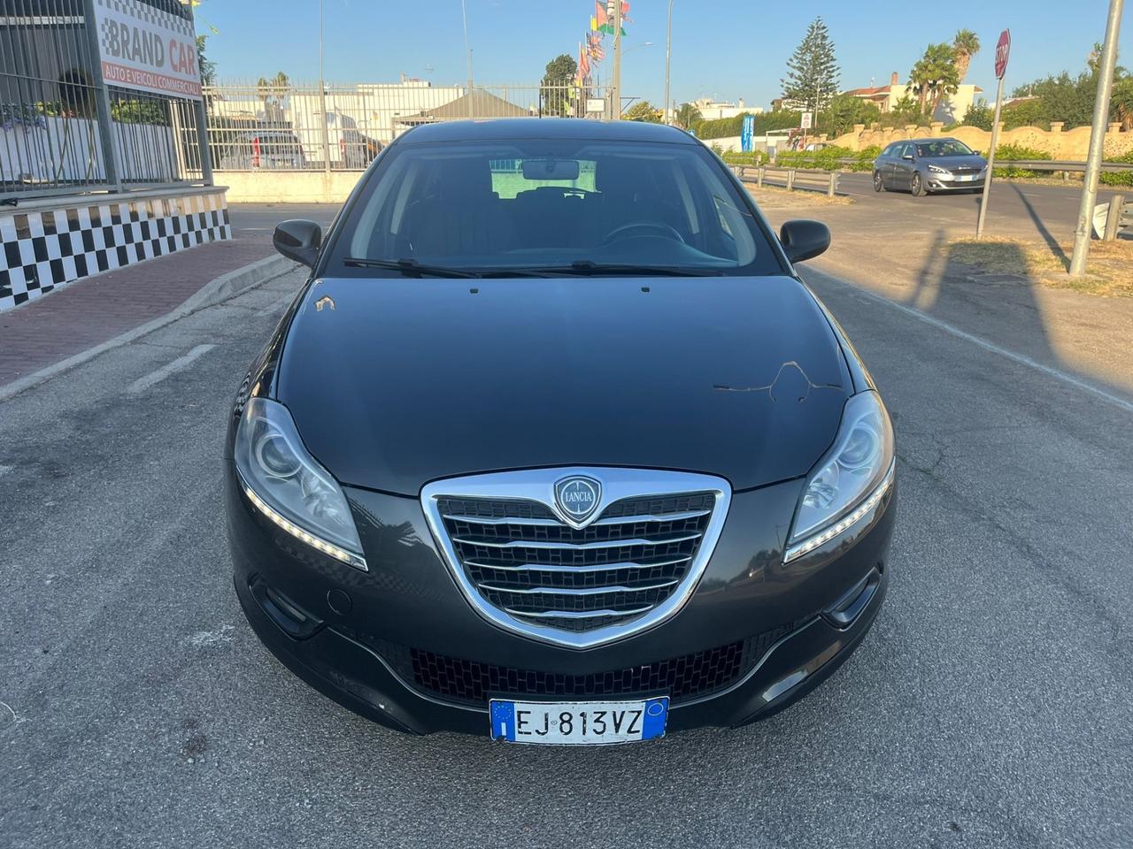 Lancia Delta 1.6 MJT Silver 2011
