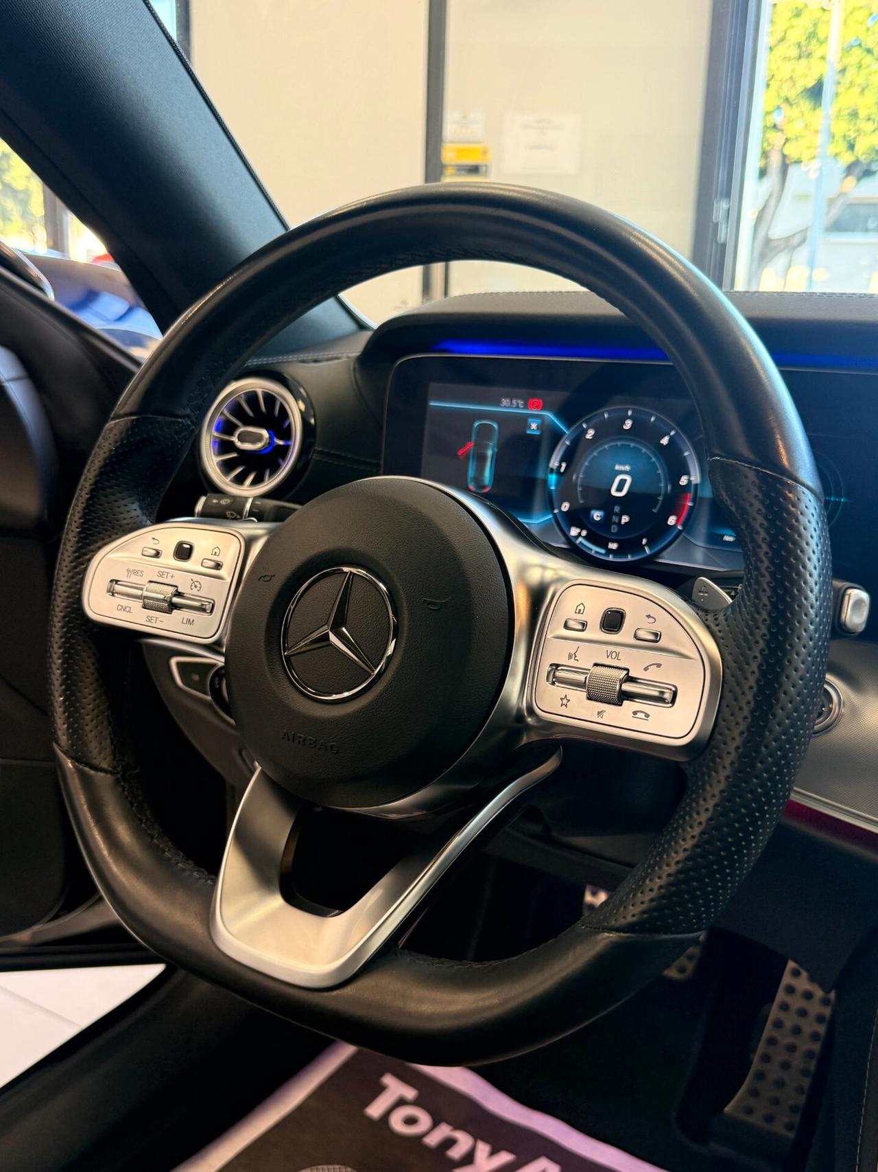 Mercedes-benz E 220 Coupe d Premium Plus AMG con LUCI SOFFUSE,TELECAMERA,NAVI,APPLE CARPLAY,VIRTUAL COCKPIT