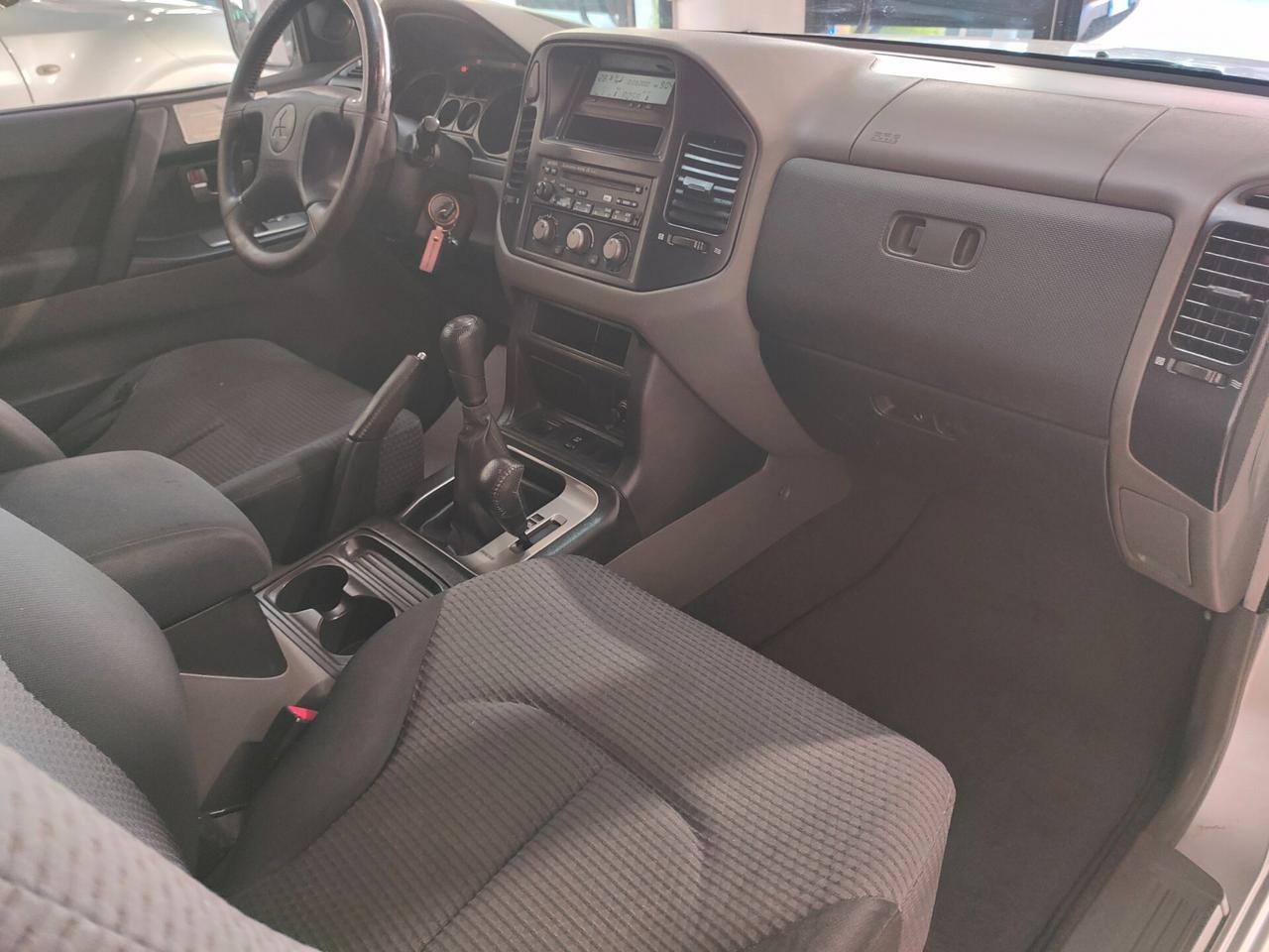Mitsubishi Pajero 2.5 TDI 3p. GLX