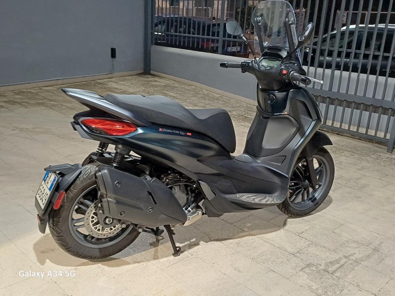 Piaggio Beverly 400 i.e.