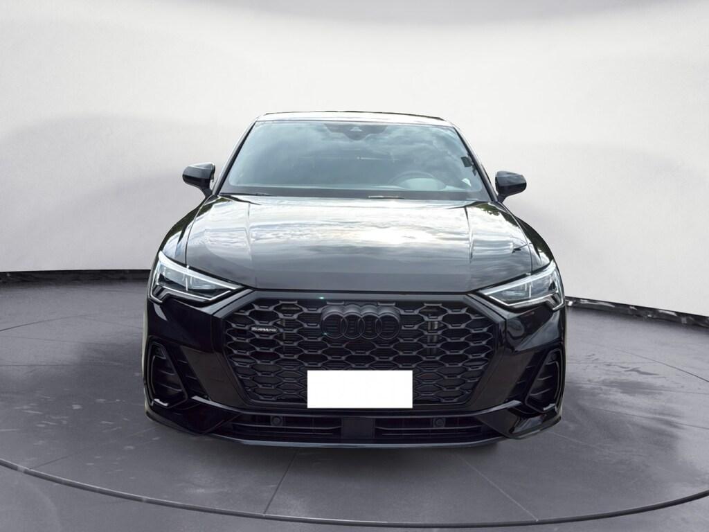 Audi Q3 40 2.0 TDI Identity Black quattro S tronic