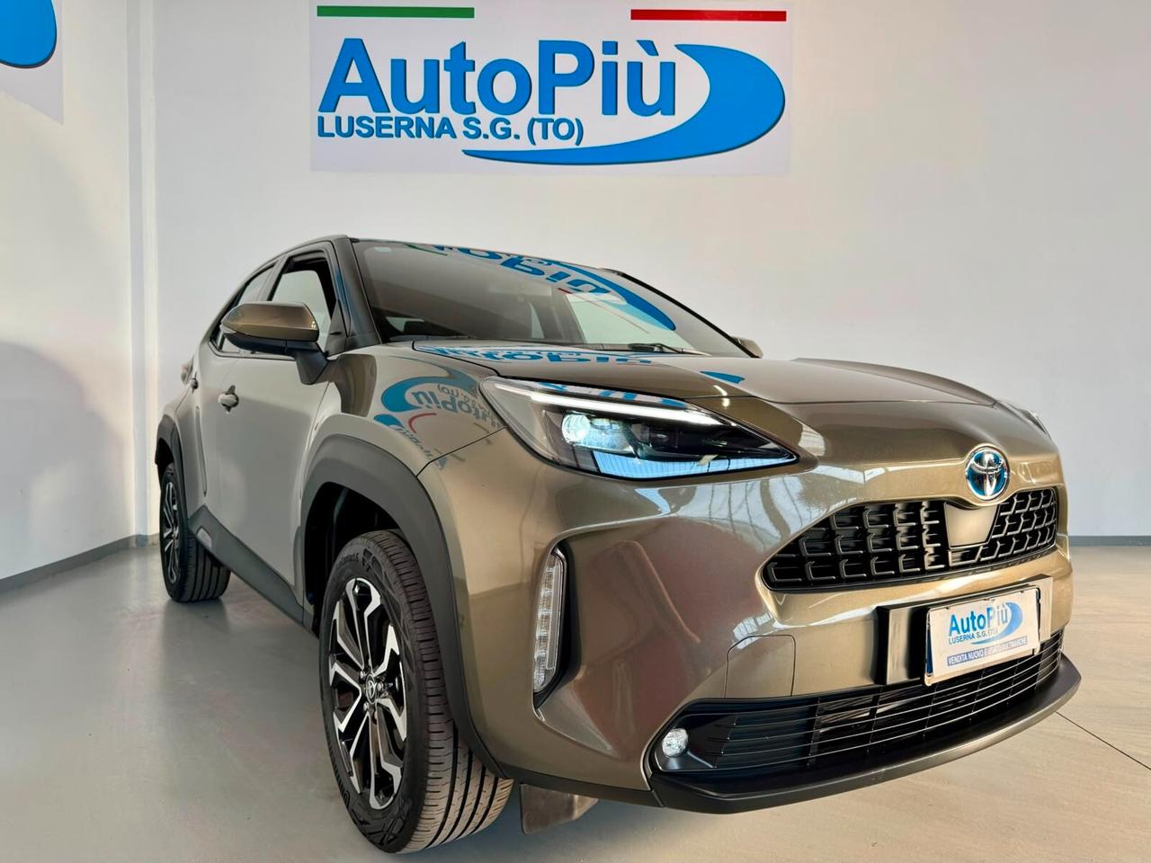 Toyota Yaris Cross 1.5 Hybrid 5p. E-CVT AWD-i Trend