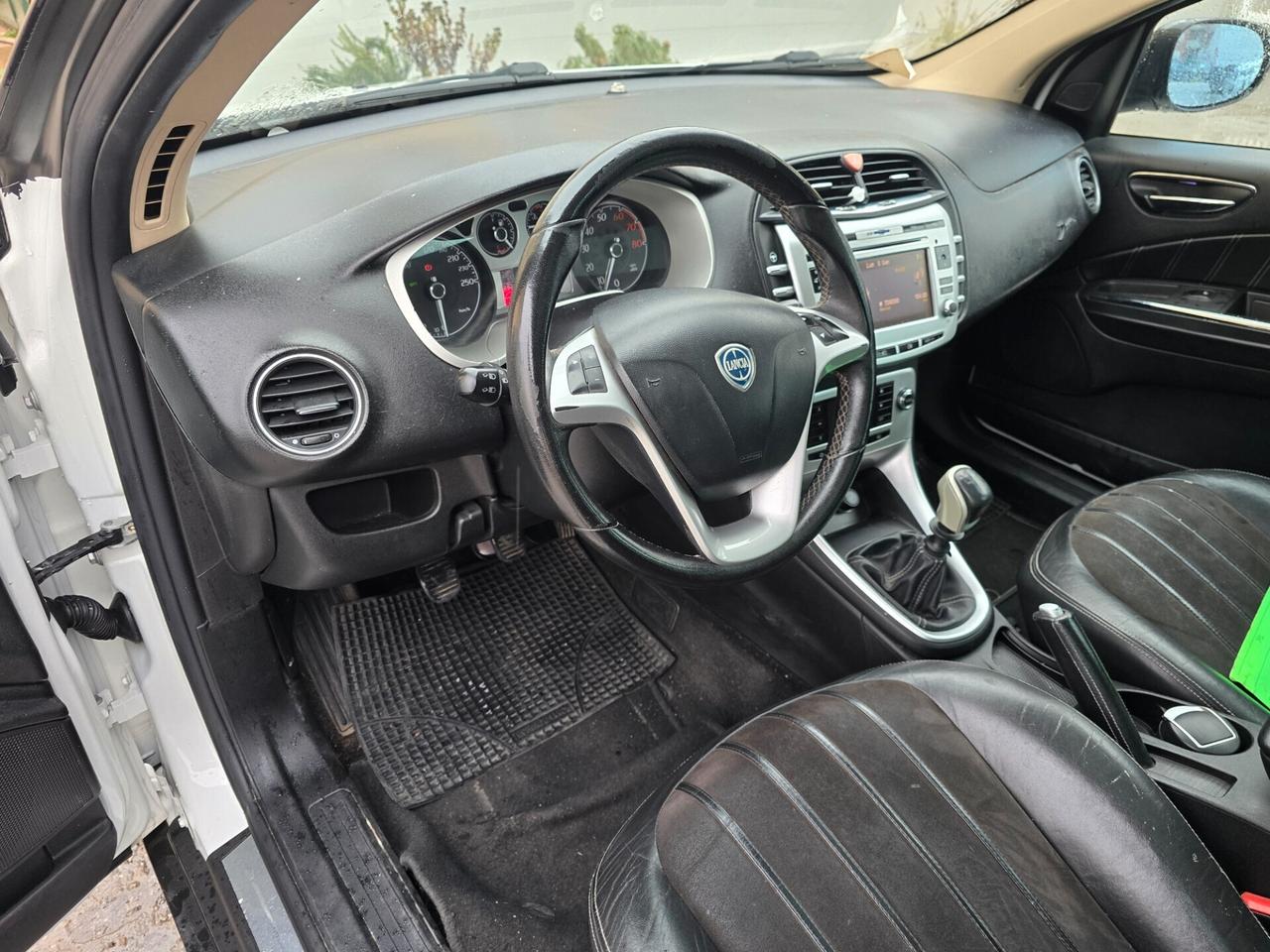 Lancia Delta 1.4 T-Jet 150 CV Platino