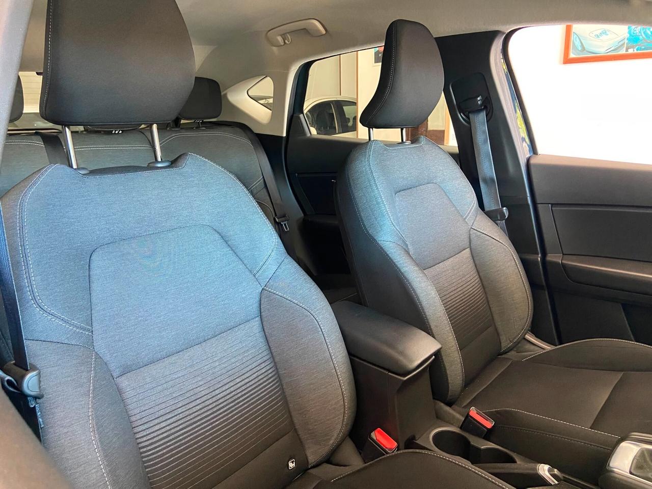 Renault Captur TCe 100 CV GPL Intens