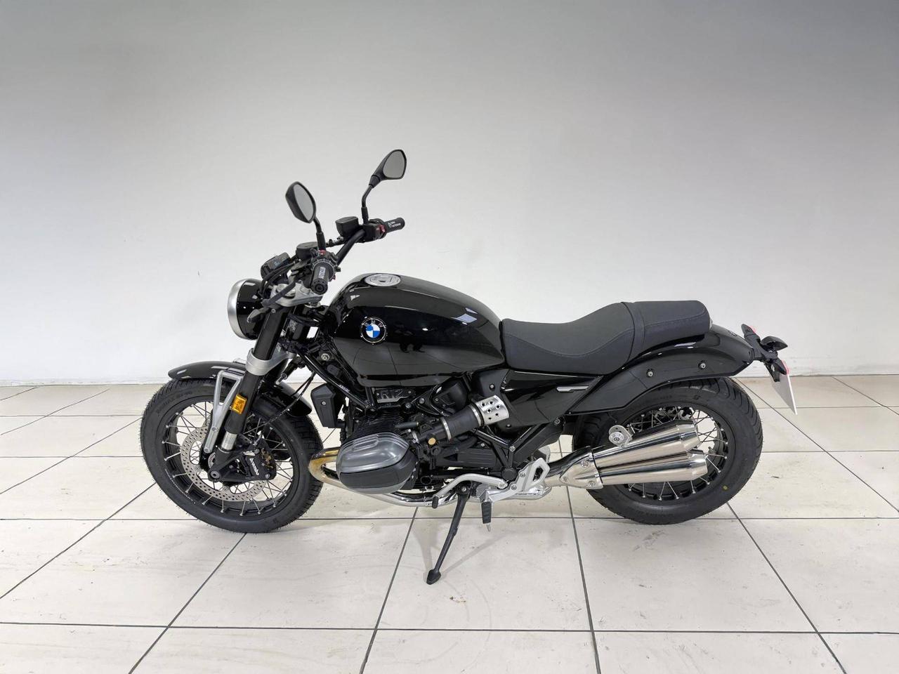 BMW R 12
