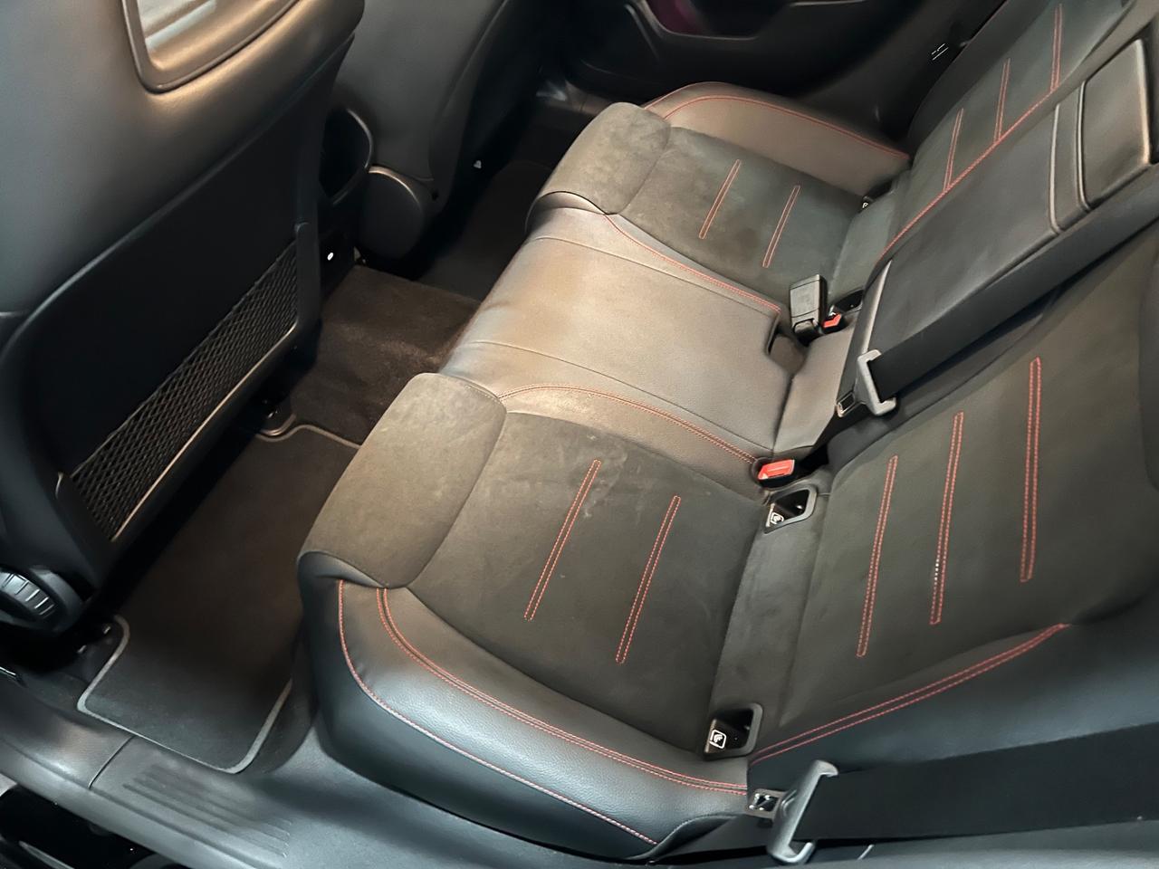 Mercedes Benz A200d Aut. AMG Line Premium 150 cv