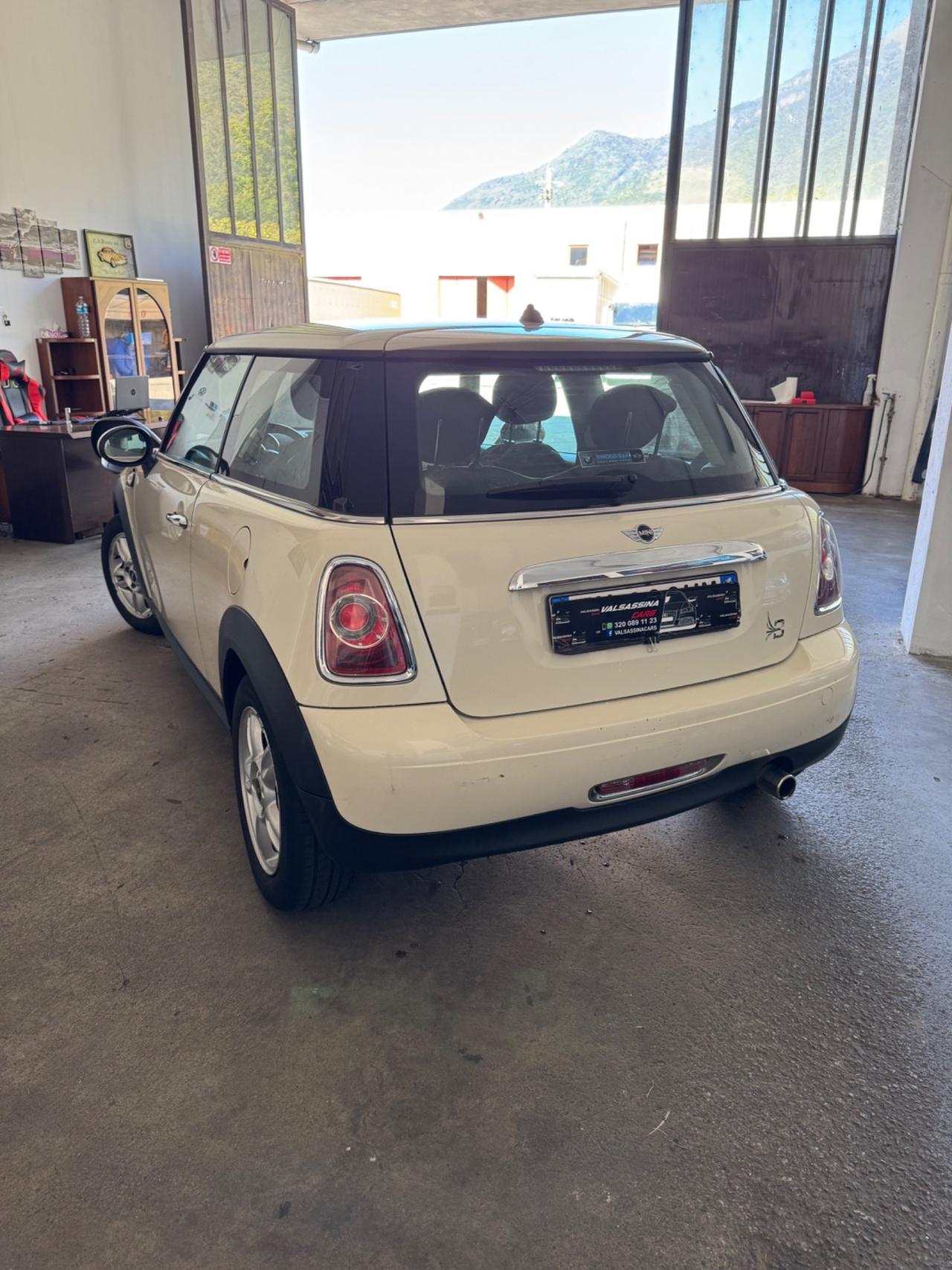 Mini 1.6 16V One (55kW)