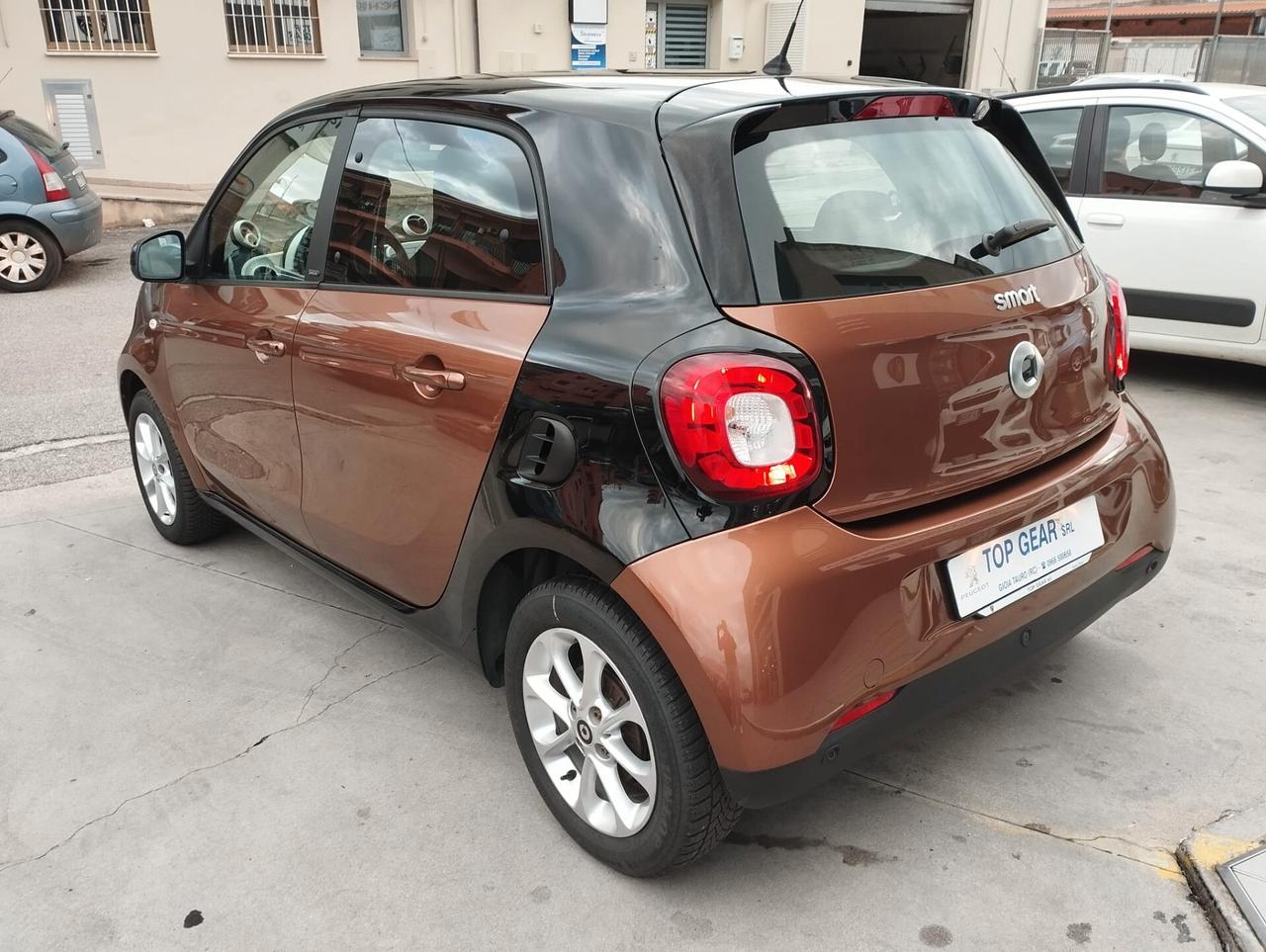Smart ForFour 70 1.0 Youngster