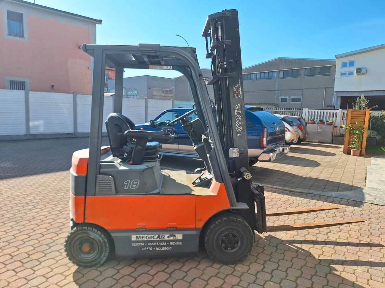 Force Toyota 18 q.li.2004,, Elevatore
