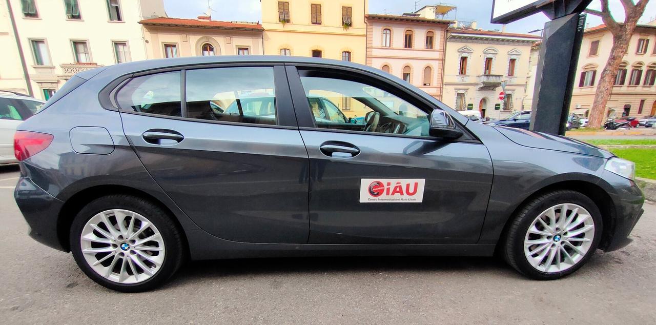 Bmw 118i 5p. Business Advantage auto