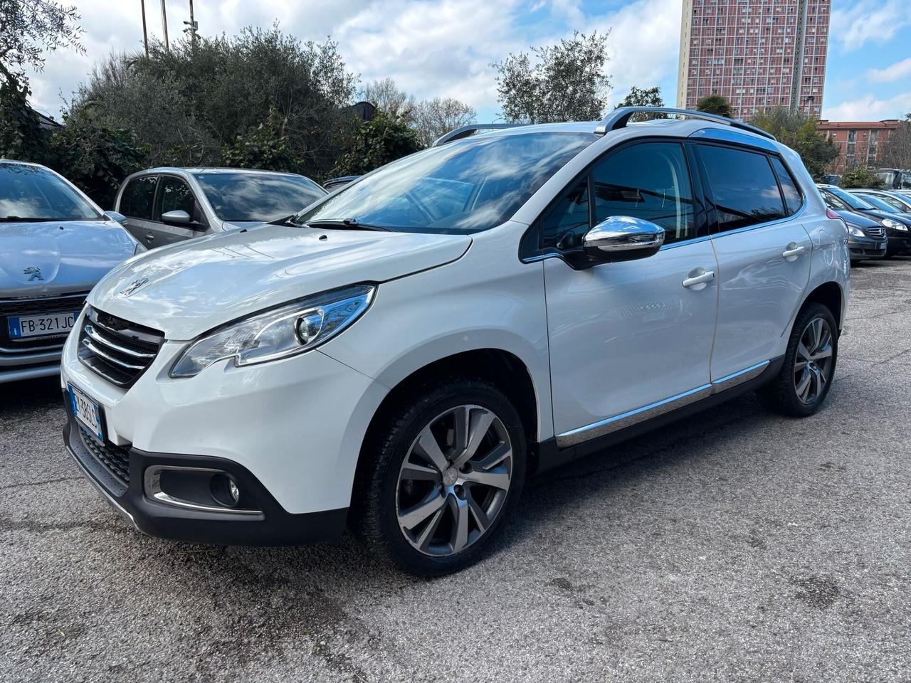 Peugeot 2008 1.6 VTi 120CV Allure